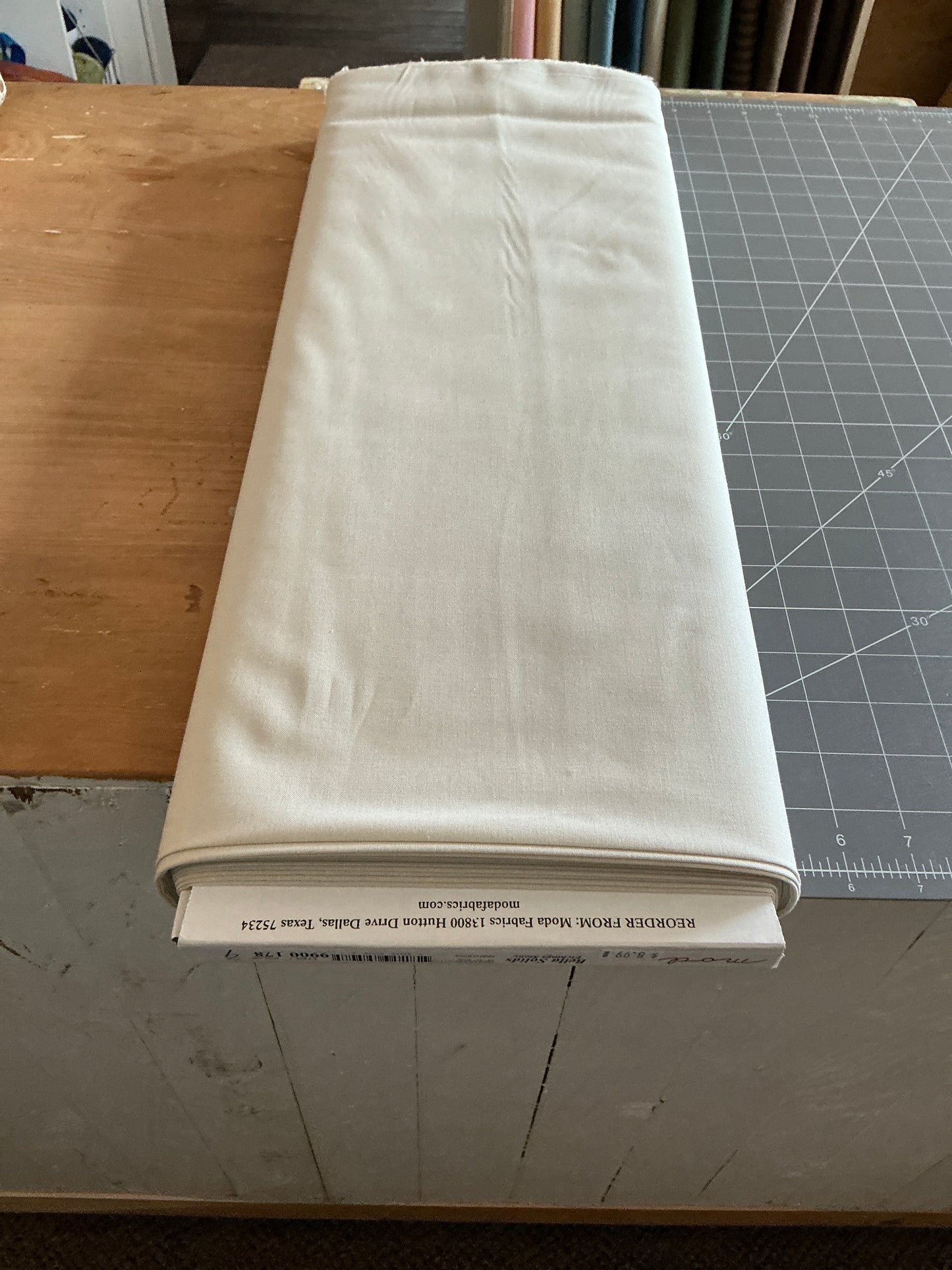 Bella solids etching stone