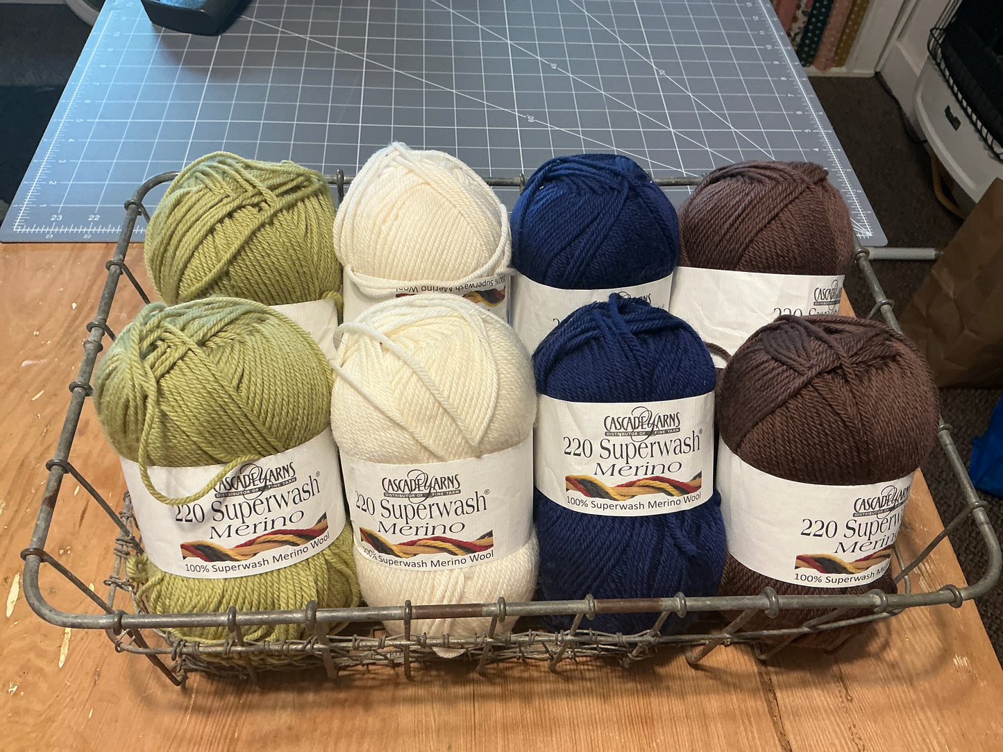 Cascade yarns 220 superwash