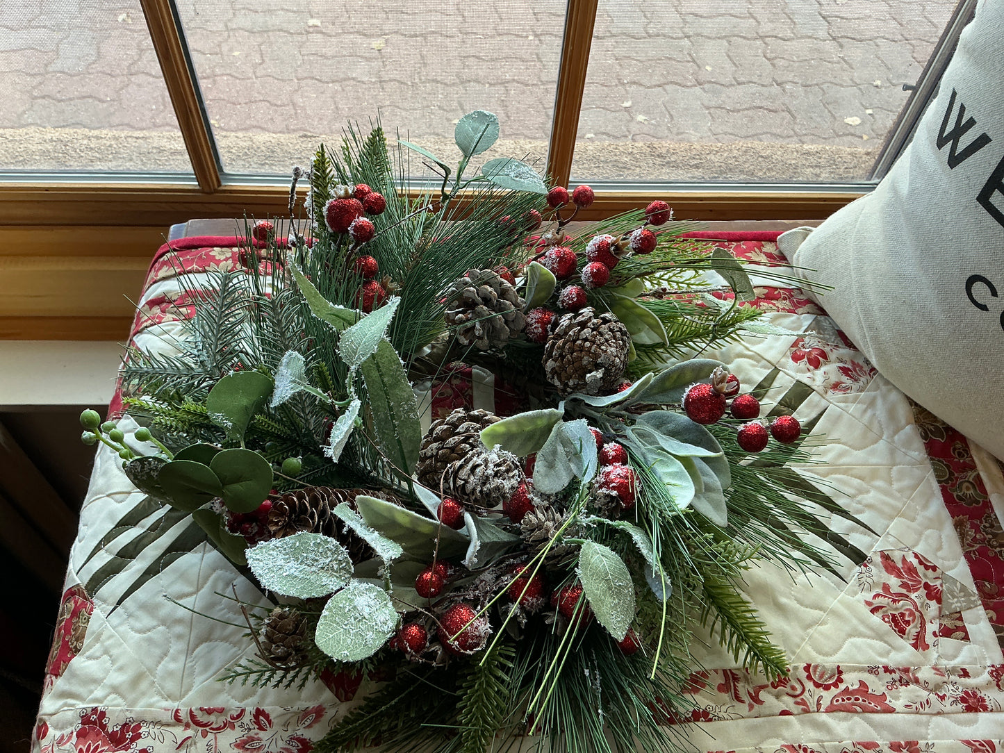 Christmas Morning Candle Ring 4.5in