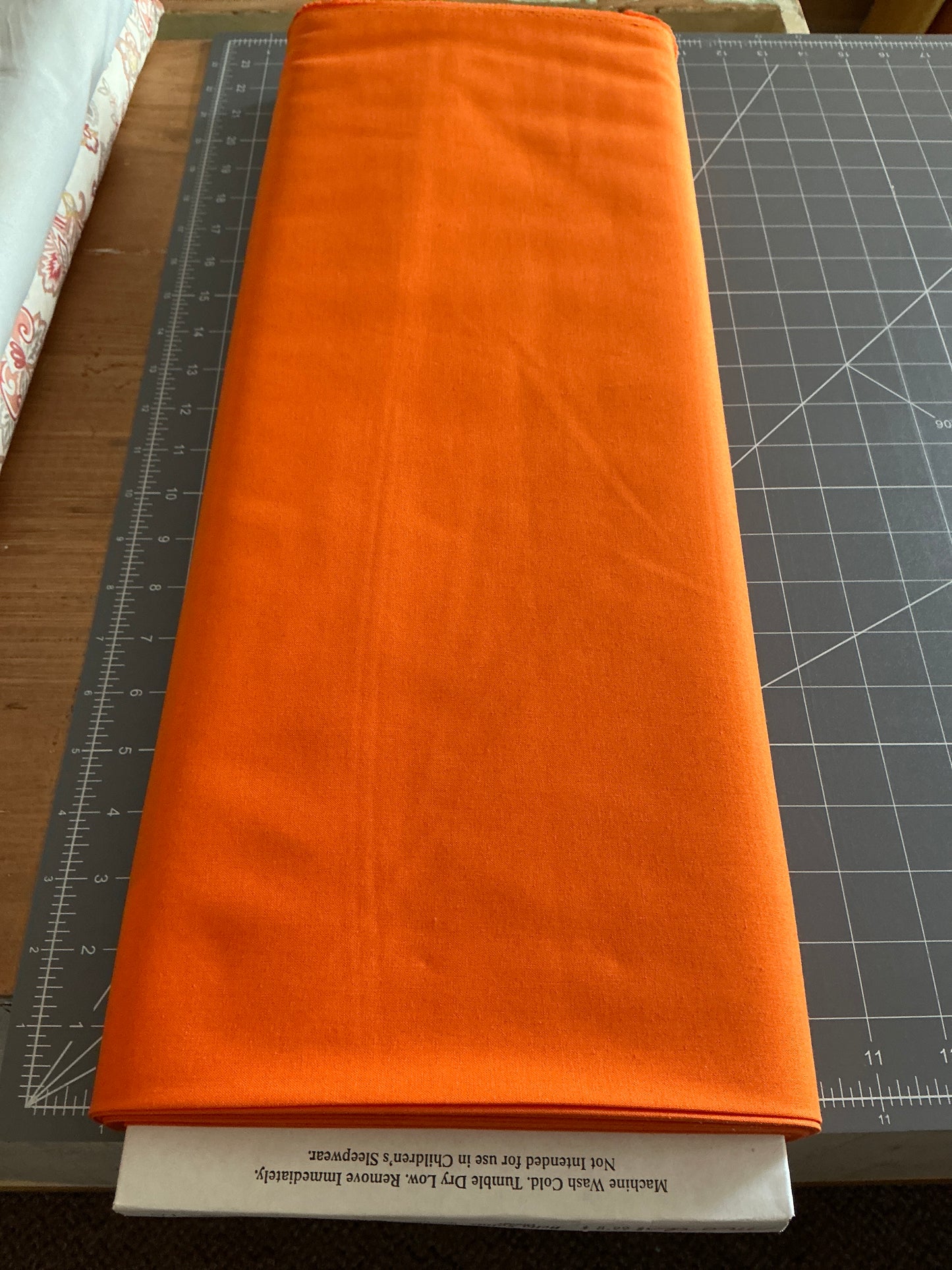 Bella solids orange