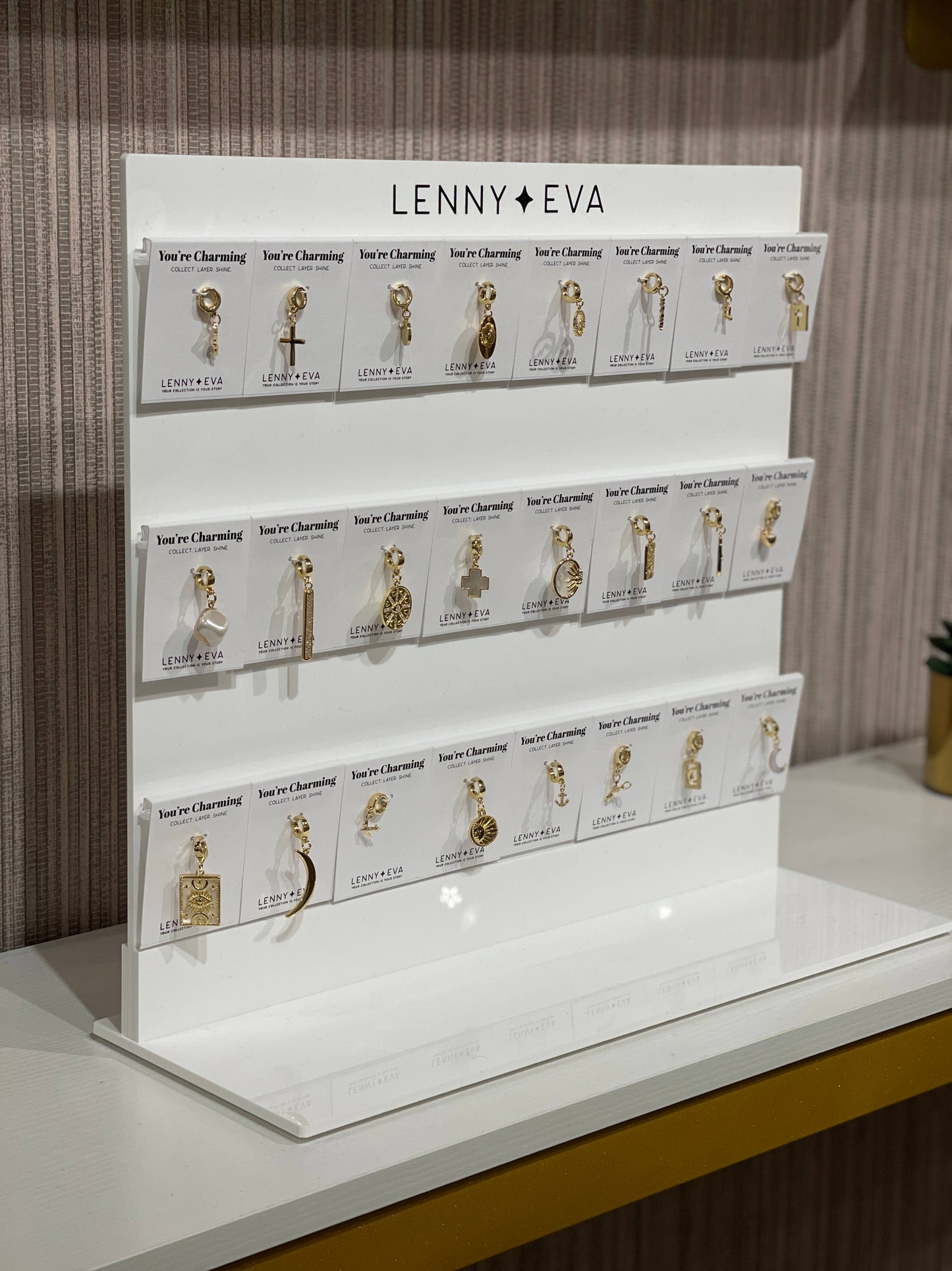 šSummer PickšButterfly Charm, Mother of Pearl, Charm Bar