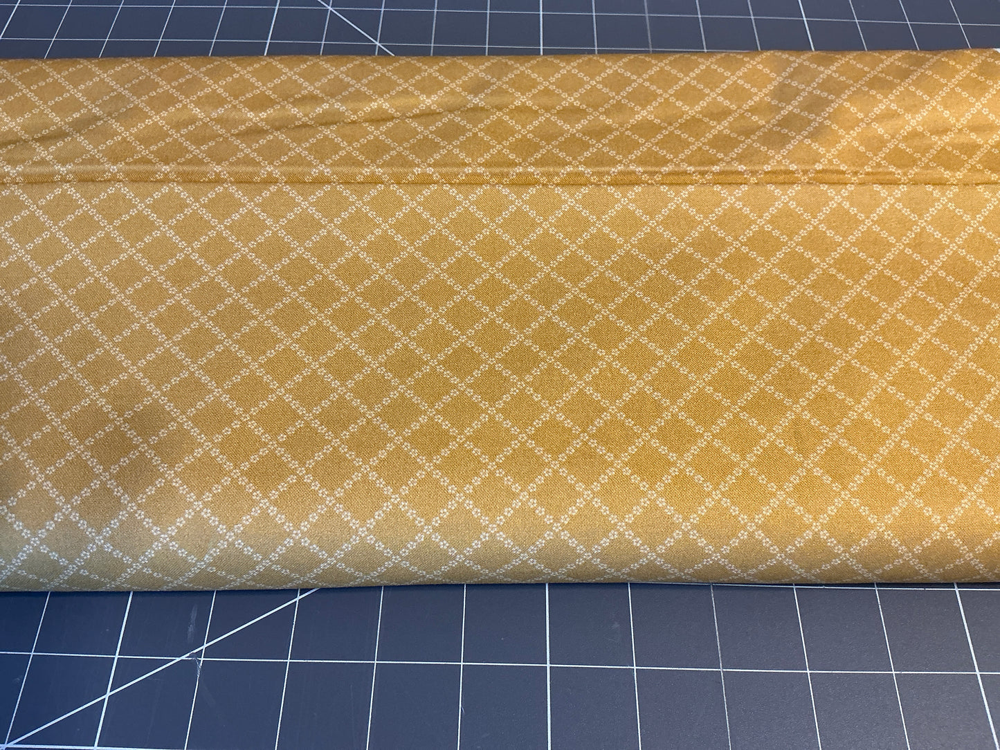 Floral plaid gold 109D