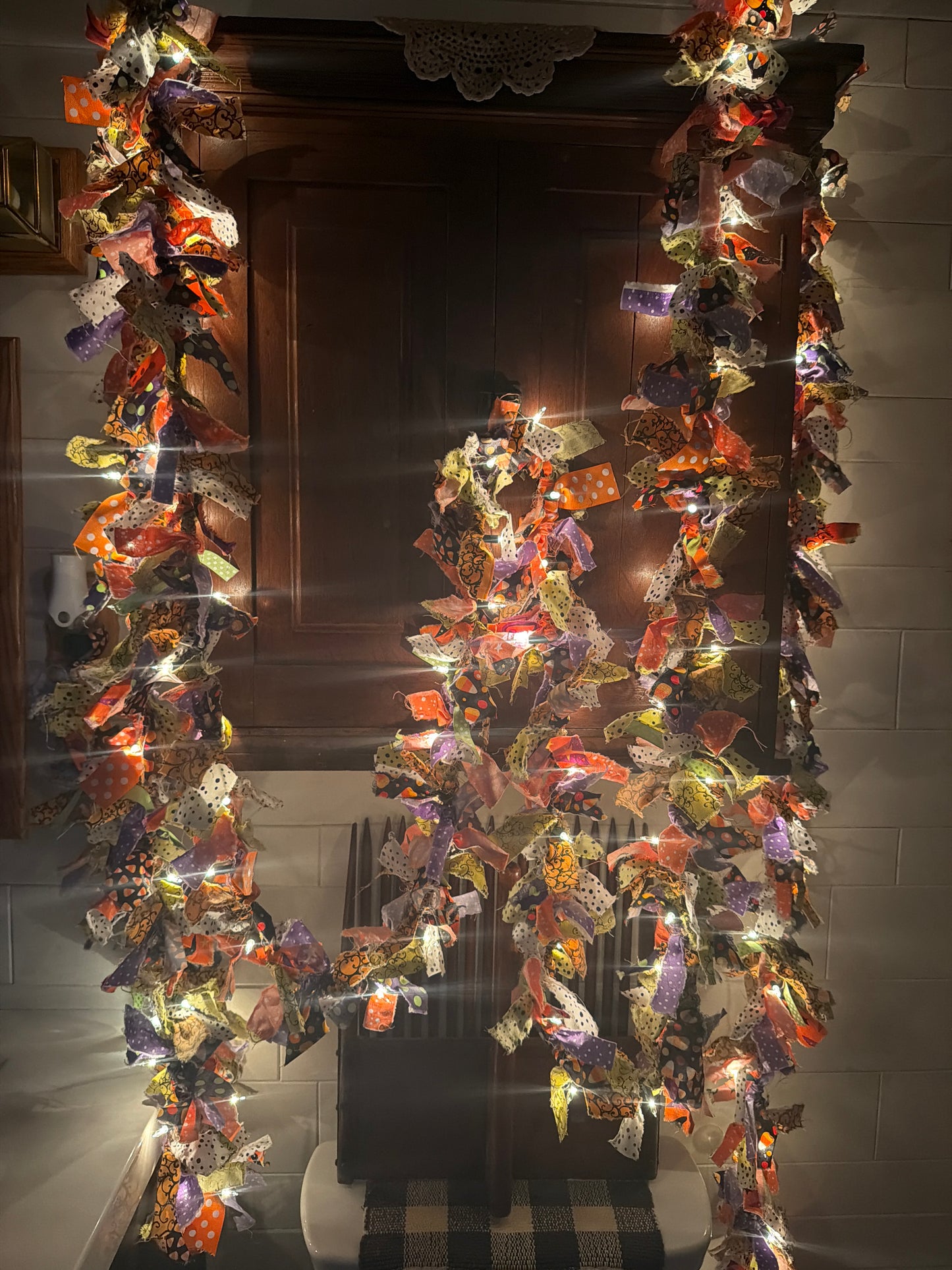 Lighted Garland Fall