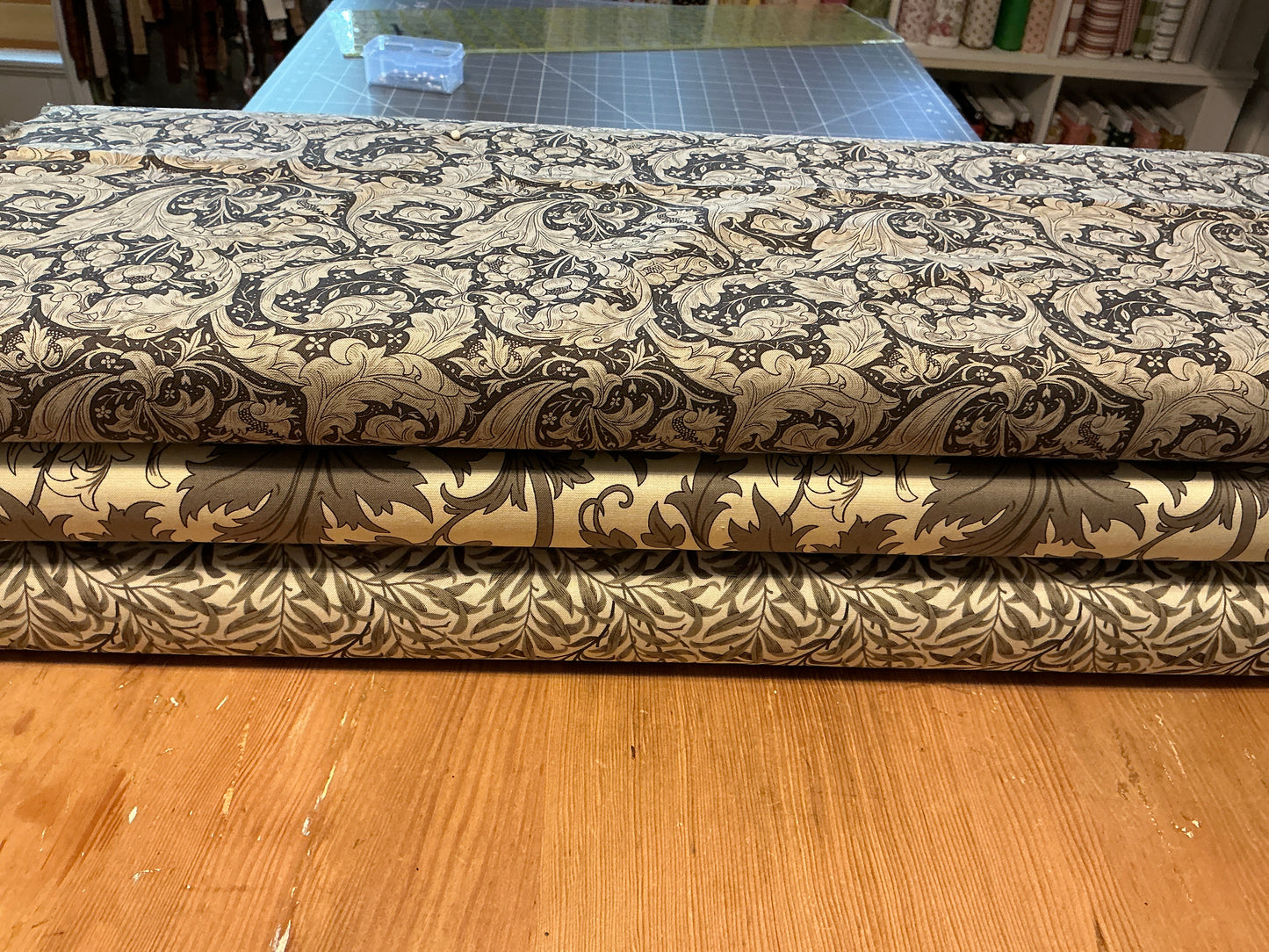 Ebony suites 8385 13