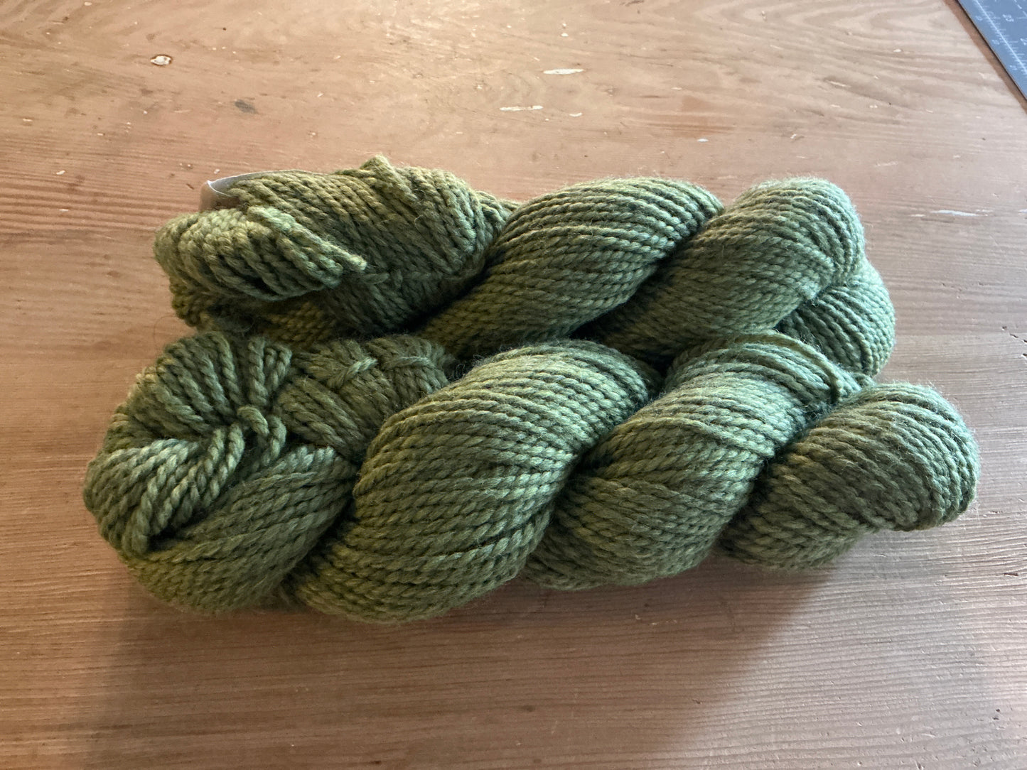 Cascade yarn 128