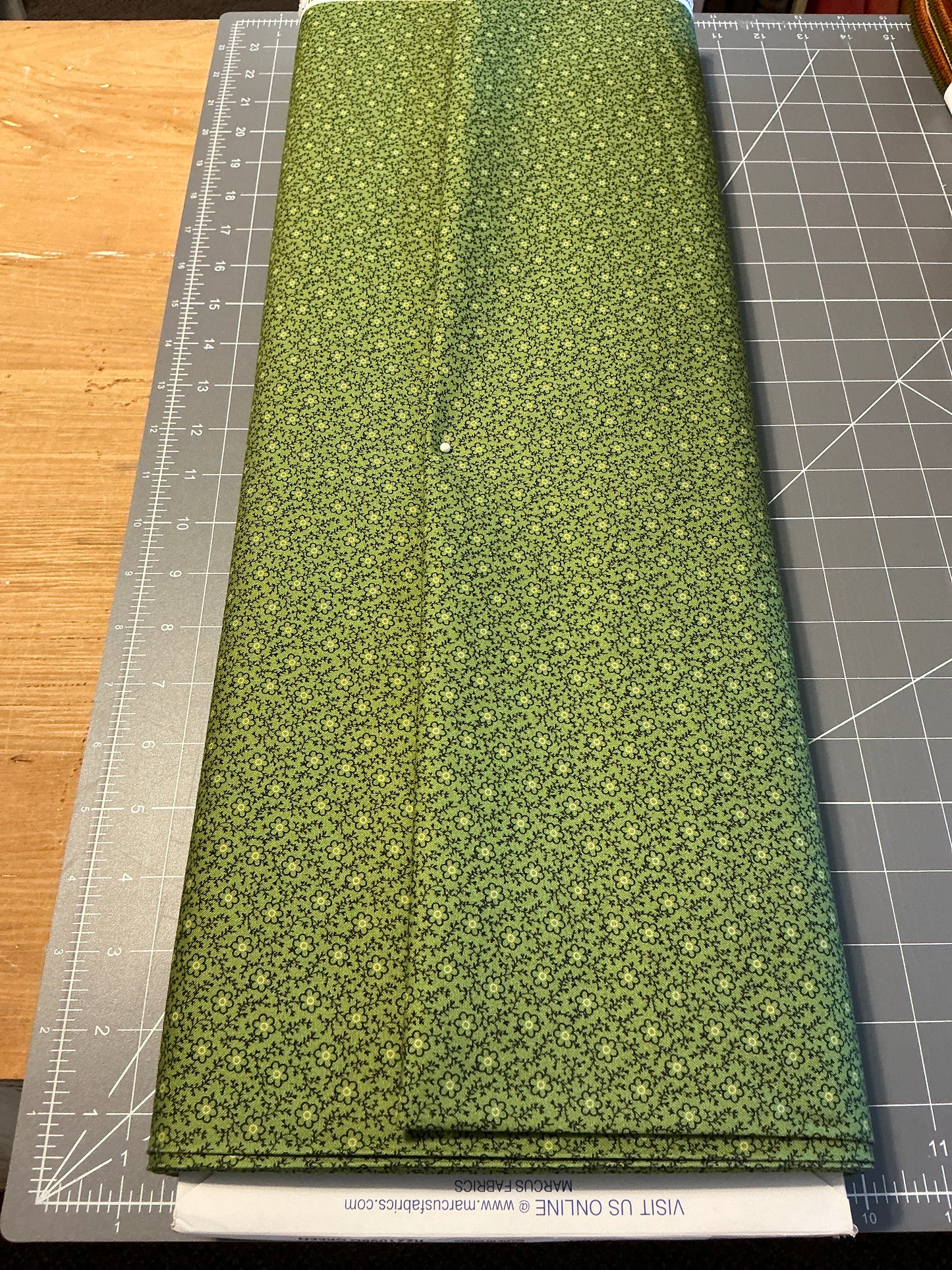 Flower vine green 098D