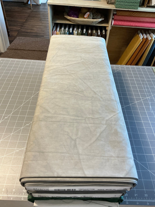 Aged muslin grey
