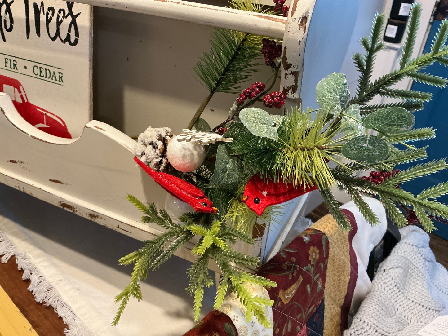 Mixed Greens/Cardinals Spray