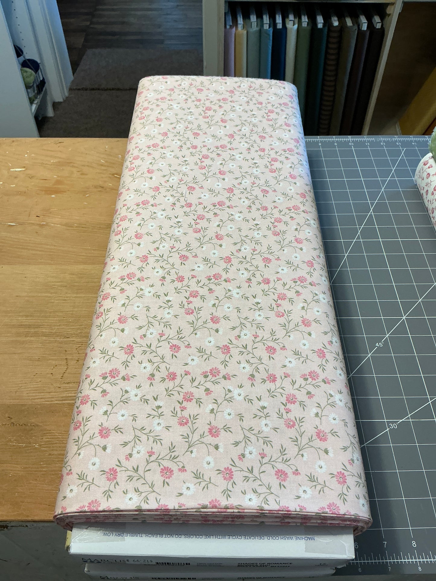 Shades of Romance R021396D blush