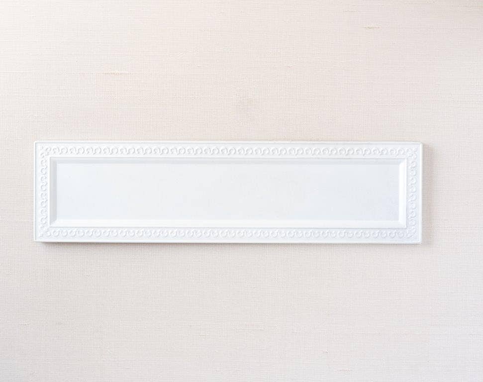10014 - 18x4.75 metal unfinished embossed sign white DIY