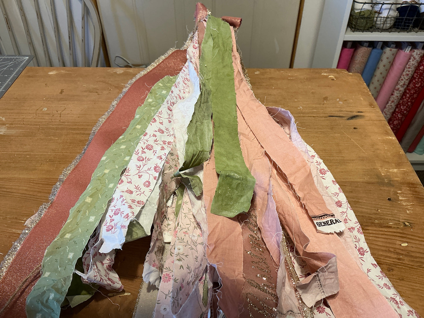 Christmas fabric garland (pre-pack)