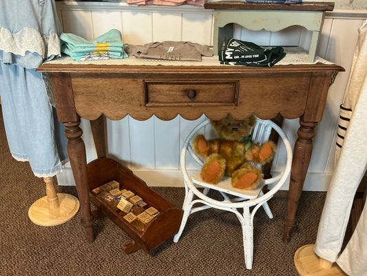 Scalloped antiquities side table