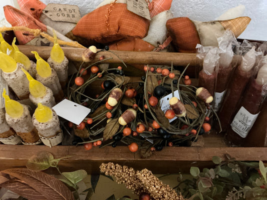 Primitive candy corn ring