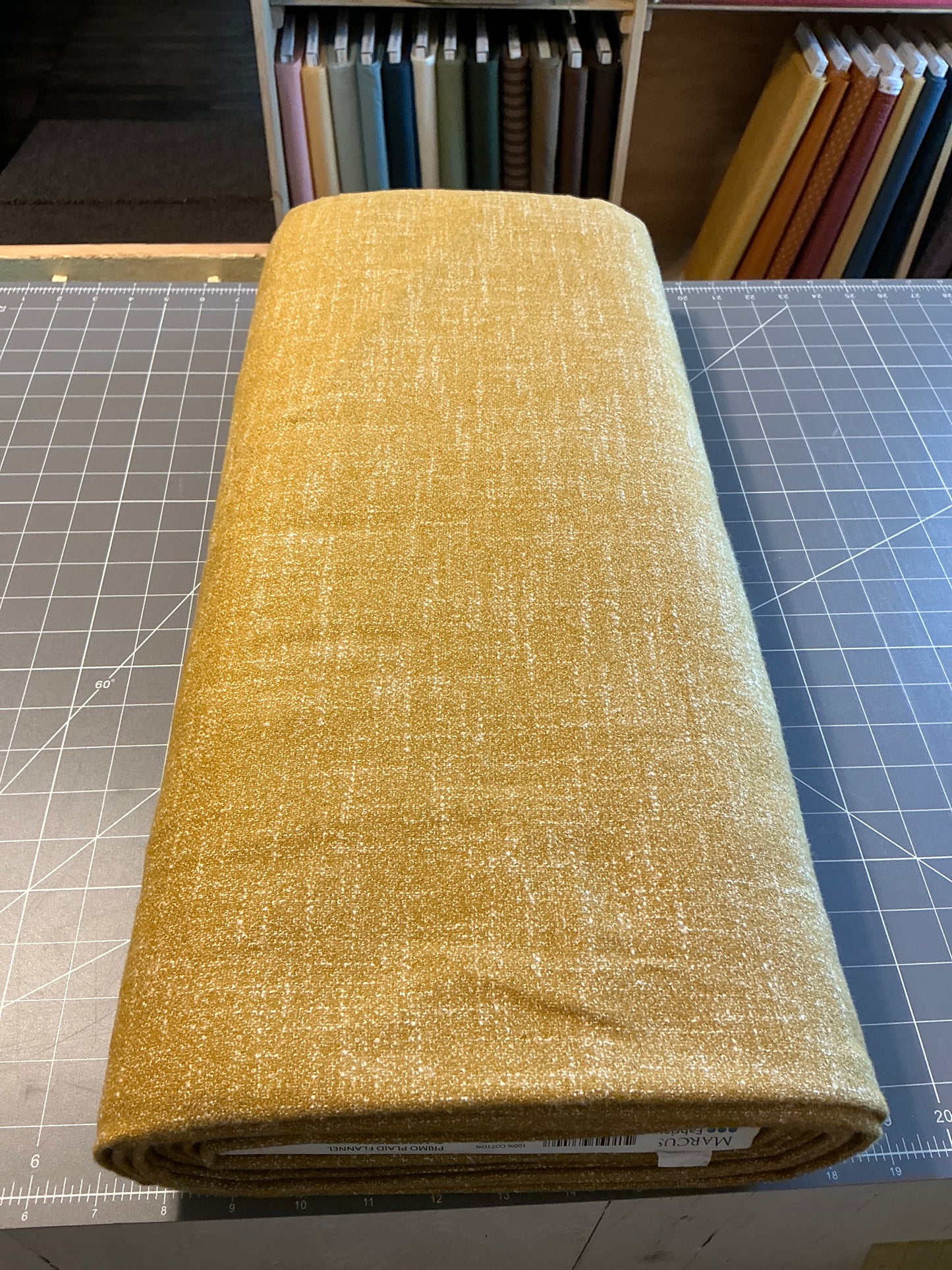 Primo plaid tweed gold