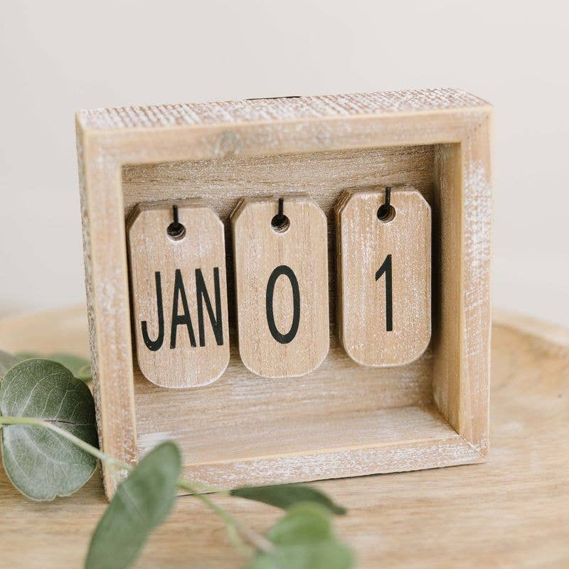 11760 - 6.75x6.25x2 wooden frmd st (CALENDAR) bn/bk