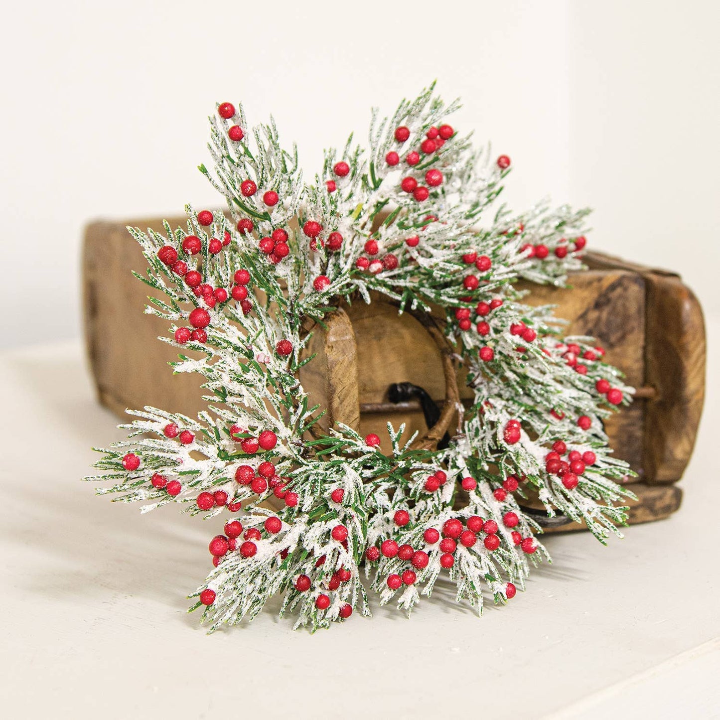 Frosted Pepper Berry & Pine Ring, 2"